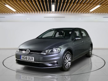 Used Volkswagen Golf 2018 for sale - 76535416: Photo