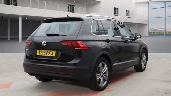 Used Volkswagen Tiguan 2019 for sale - 76323159: Photo 4