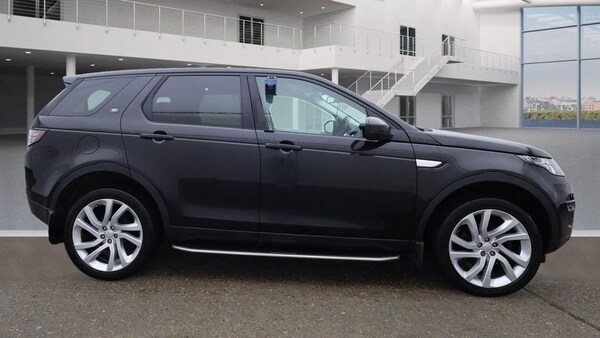 Used Land Rover Discovery Sport 2018 for sale - 76185719: Photo 5