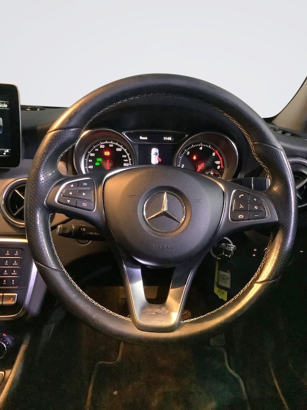 Used Mercedes-Benz GLA 2018 for sale - 76223216: Photo 16