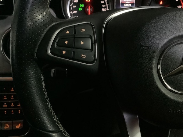 Used Mercedes-Benz GLA 2018 for sale - 76223216: Photo 17