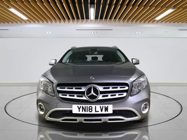 Used Mercedes-Benz GLA 2018 for sale - 76223216: Photo 2