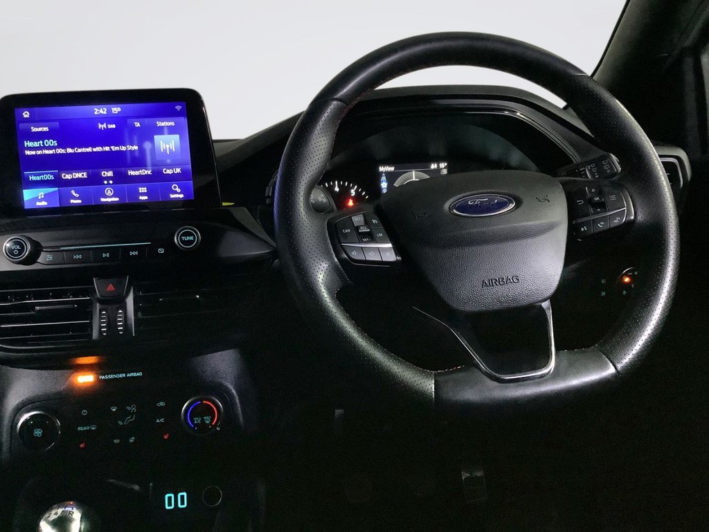 Used Ford Focus 2022 for sale - 76654335: Photo 15