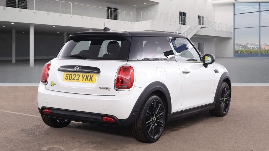 Used MINI Hatch 2023 for sale - 77693150: Photo 10