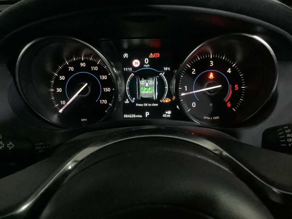 Used Jaguar XE 2019 for sale - 76439401: Photo 18