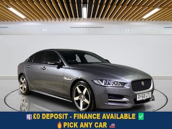 Used Jaguar XE 2019 for sale - 76439401: Photo