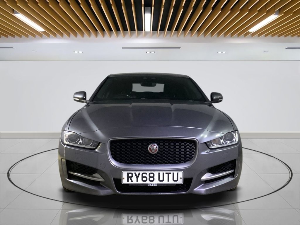 Used Jaguar XE 2019 for sale - 76439401: Photo 2