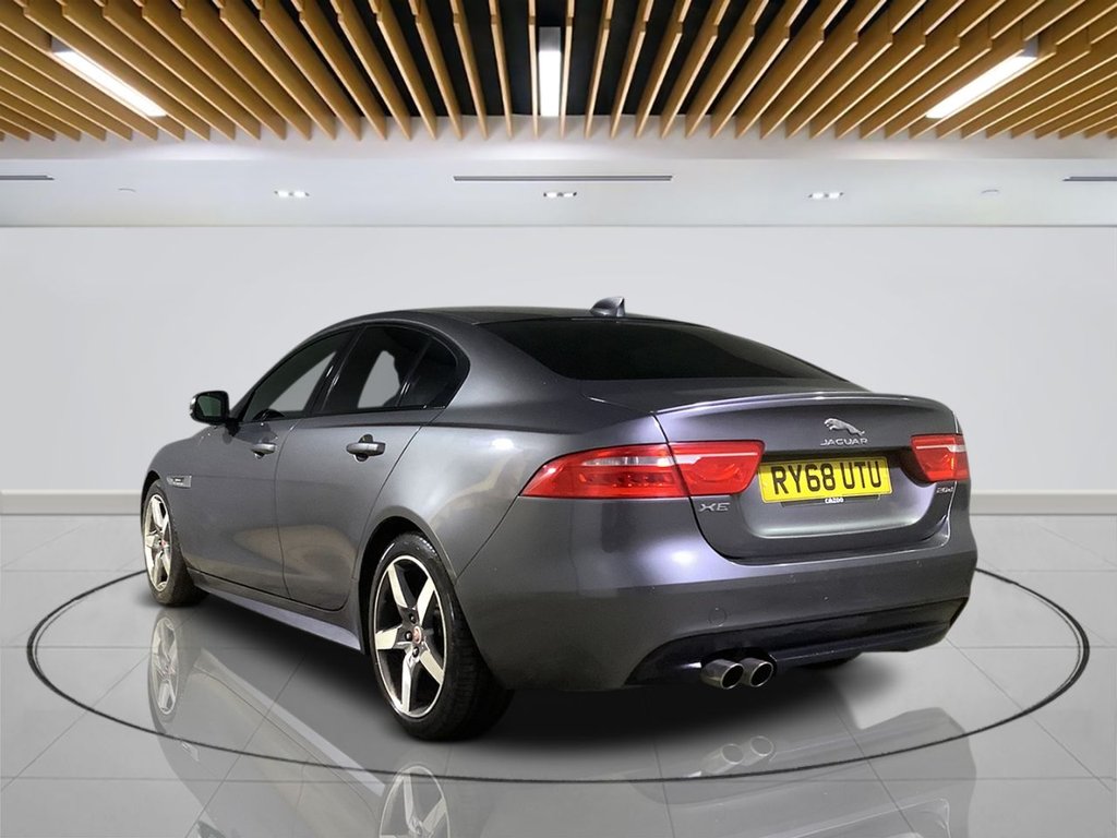 Used Jaguar XE 2019 for sale - 76439401: Photo 6