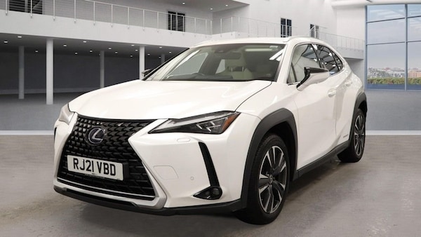 Used Lexus UX 2021 for sale - 76323264: Photo 2