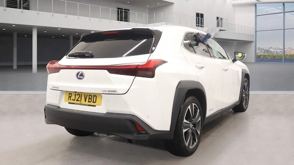 Used Lexus UX 2021 for sale - 76323264: Photo 4