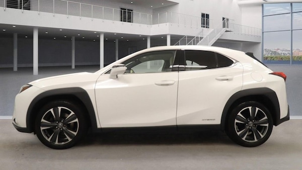 Used Lexus UX 2021 for sale - 76323264: Photo 6