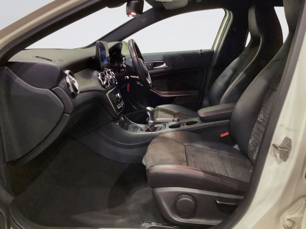 Used Mercedes-Benz GLA 2018 for sale - 77313493: Photo 9