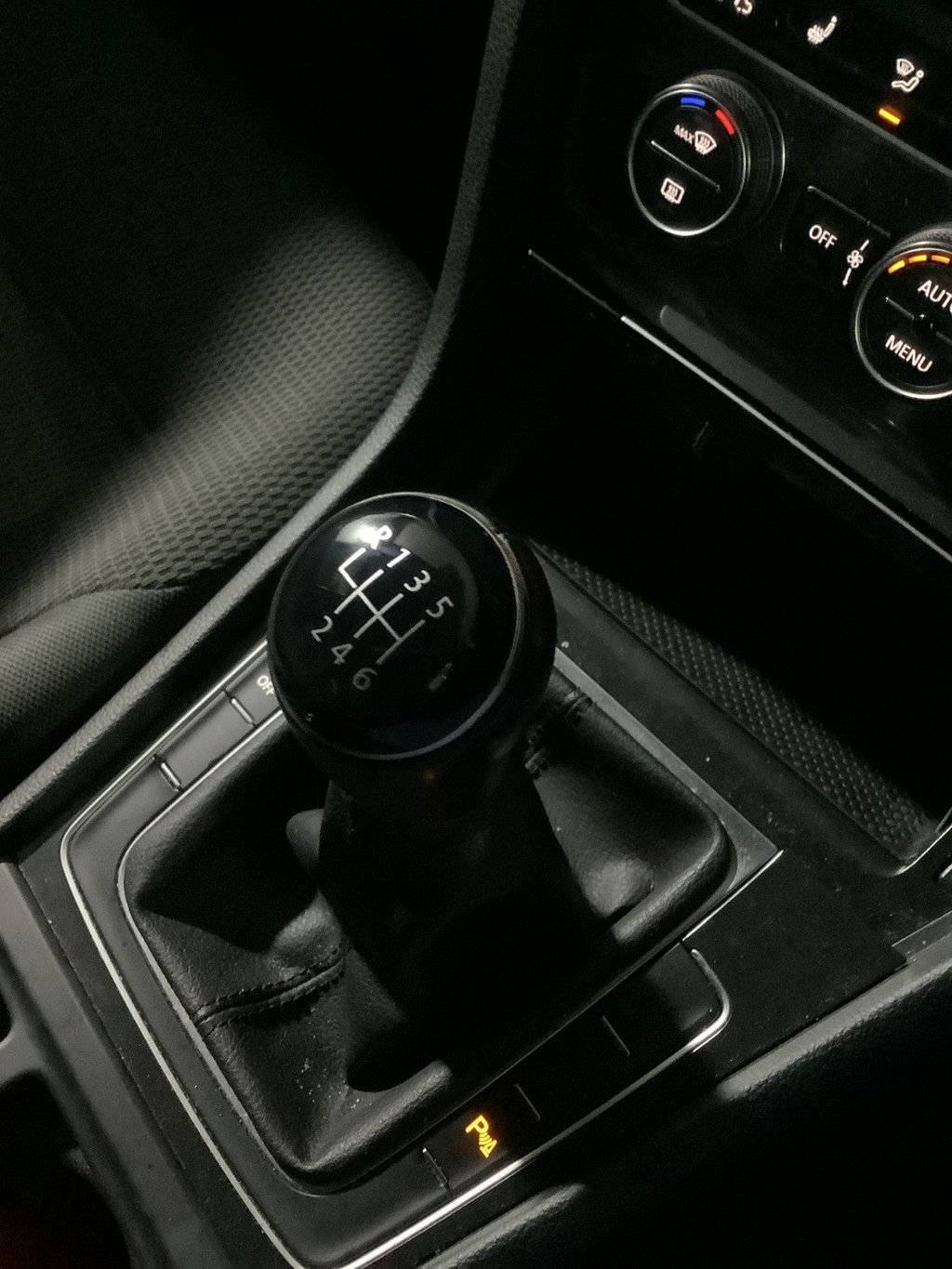 Used Volkswagen Golf 2019 for sale - 78002285: Photo 23