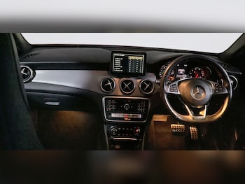 Used Mercedes-Benz GLA 2020 for sale - 76014795: Photo 3