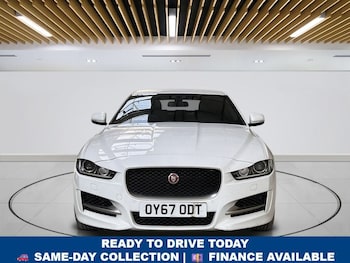 Used Jaguar XE 2017 for sale - 79244656: Photo