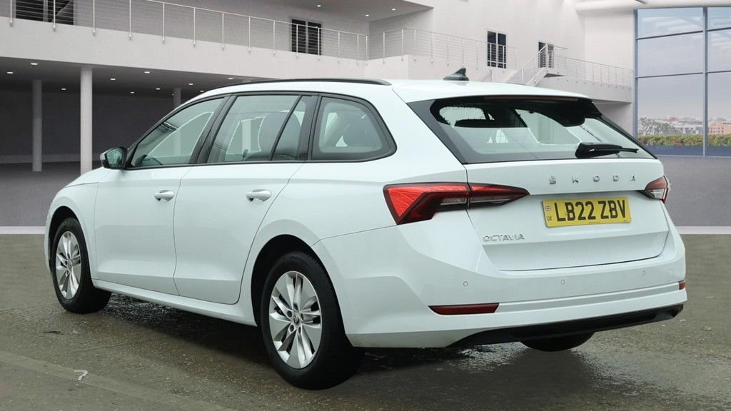 Used Skoda Octavia 2022 for sale - 76081137: Photo 3
