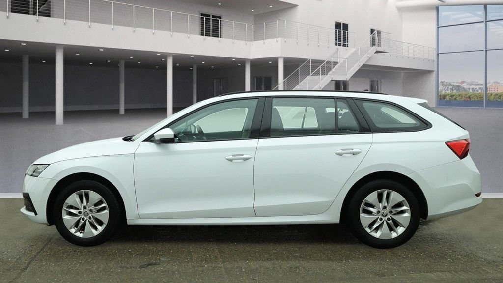 Used Skoda Octavia 2022 for sale - 76081137: Photo 6