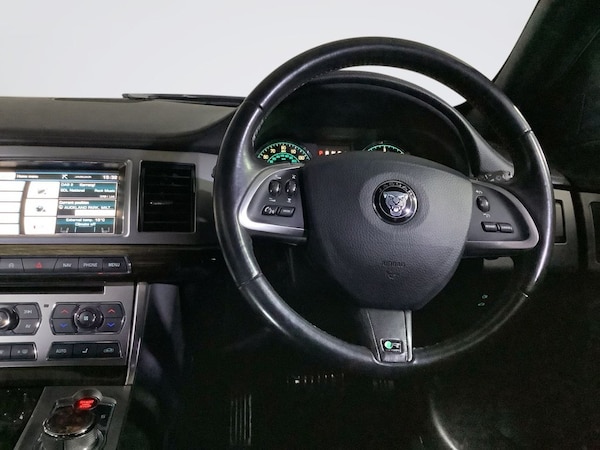 Used Jaguar XF 2015 for sale - 76286146: Photo 15