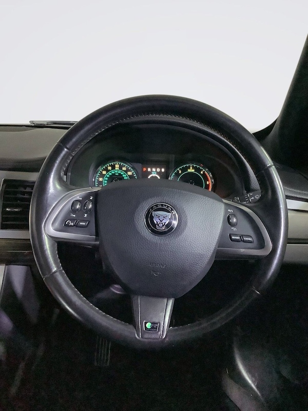 Used Jaguar XF 2015 for sale - 76286146: Photo 16