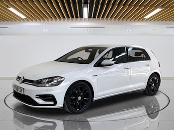 Used Volkswagen Golf 2018 for sale - 78943117: Photo