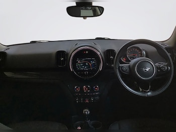 Used MINI Countryman 2018 for sale - 77835003: Photo