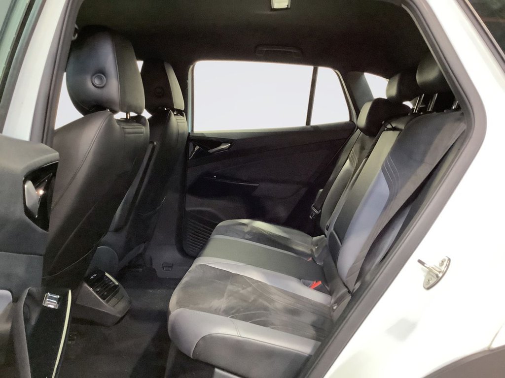 Used Volkswagen ID.4 2022 for sale - 77520497: Photo 10