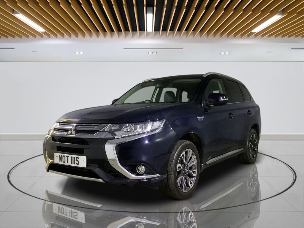 Used Mitsubishi Outlander 2017 for sale - 76867410: Photo 4