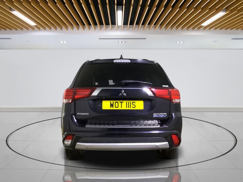 Used Mitsubishi Outlander 2017 for sale - 76867410: Photo 7