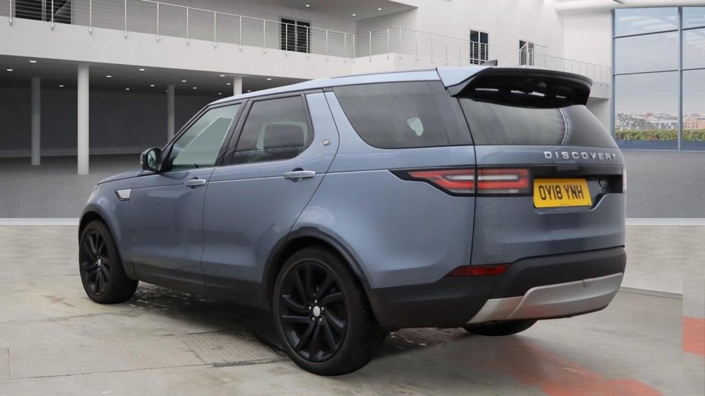 Used Land Rover Discovery 2018 for sale - 76147937: Photo 3