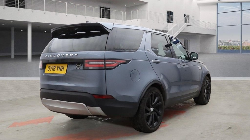 Used Land Rover Discovery 2018 for sale - 76147937: Photo 4