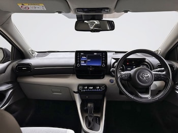 Used Toyota Yaris 2022 for sale - 79384838: Photo