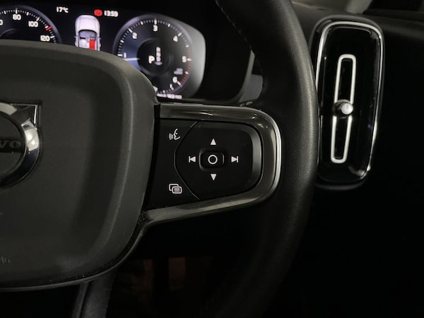 Used Volvo XC40 2020 for sale - 74266027: Photo 21