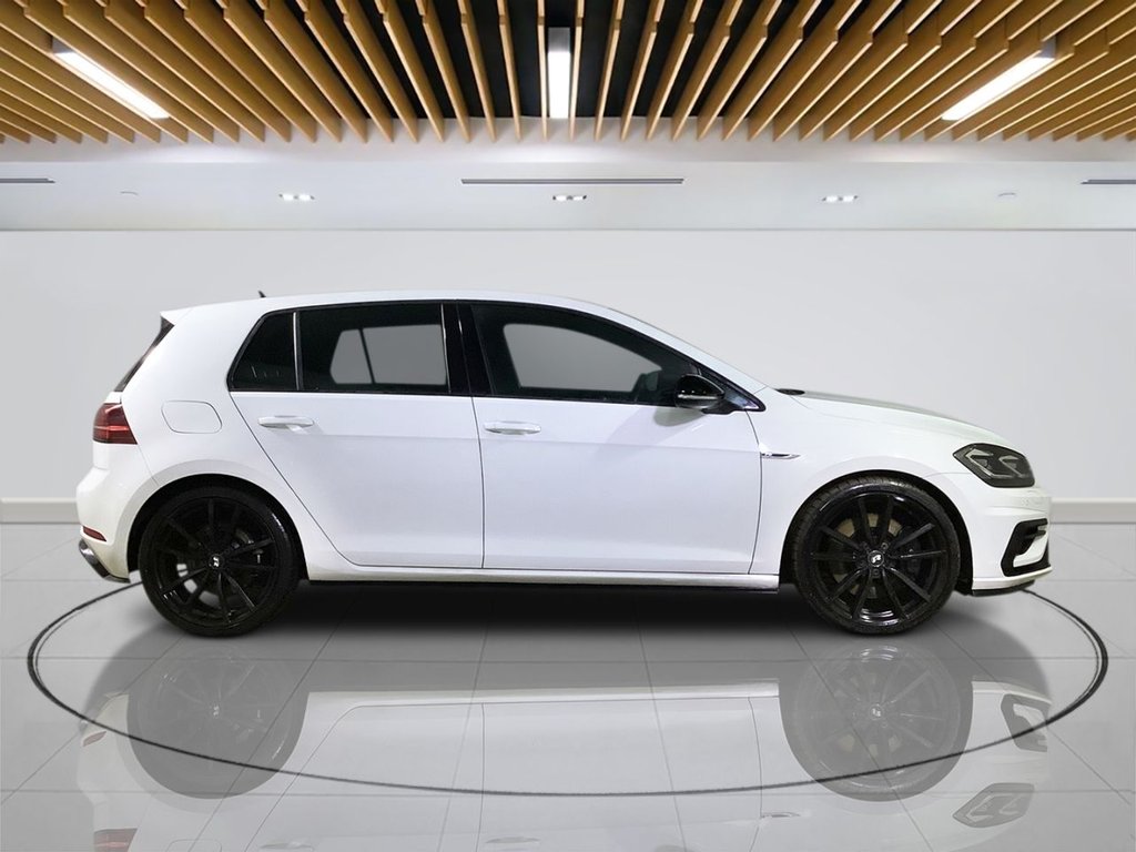 Used Volkswagen Golf 2017 for sale - 76848160: Photo 8