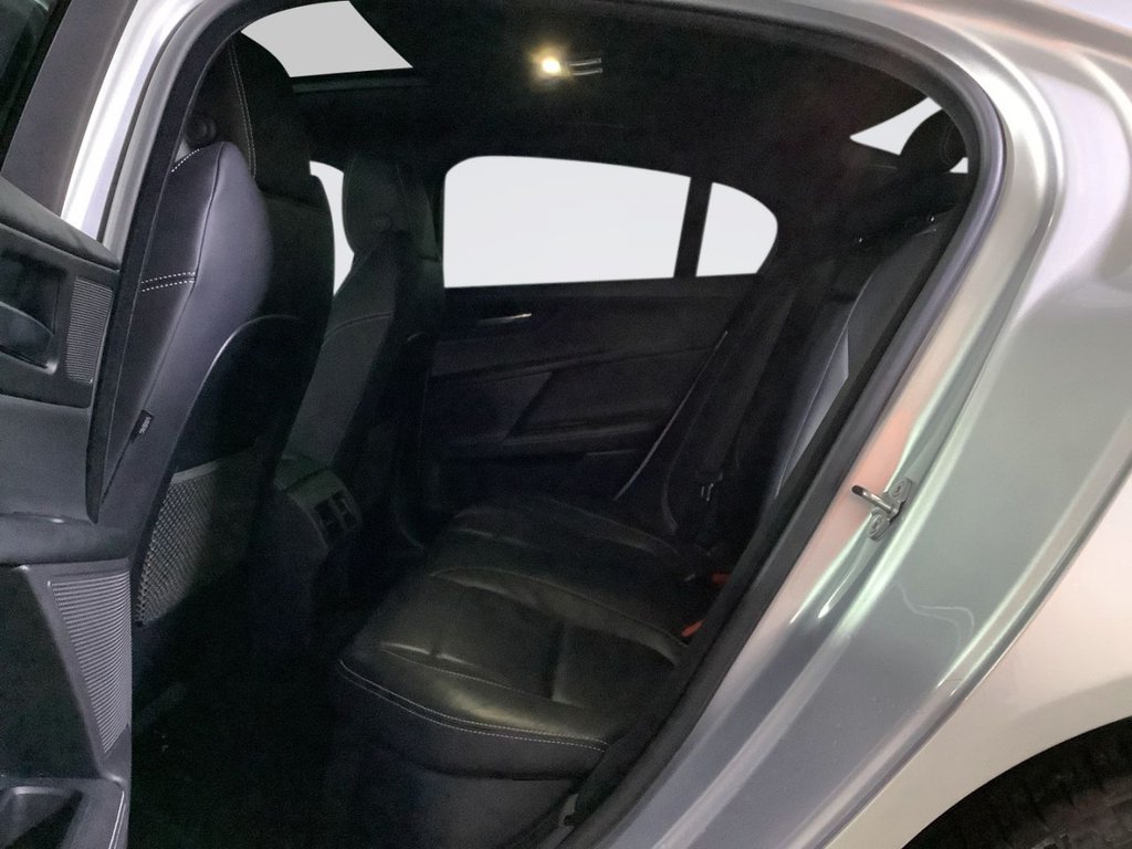 Used Jaguar XE 2017 for sale - 76631828: Photo 13