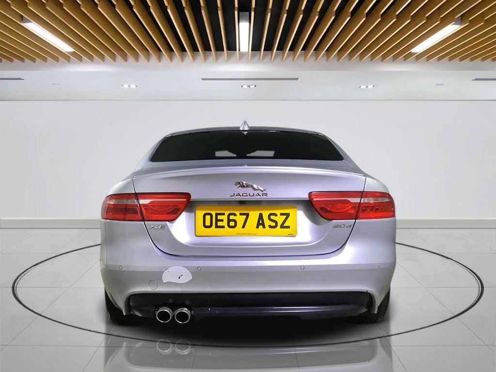 Used Jaguar XE 2017 for sale - 76631828: Photo 7