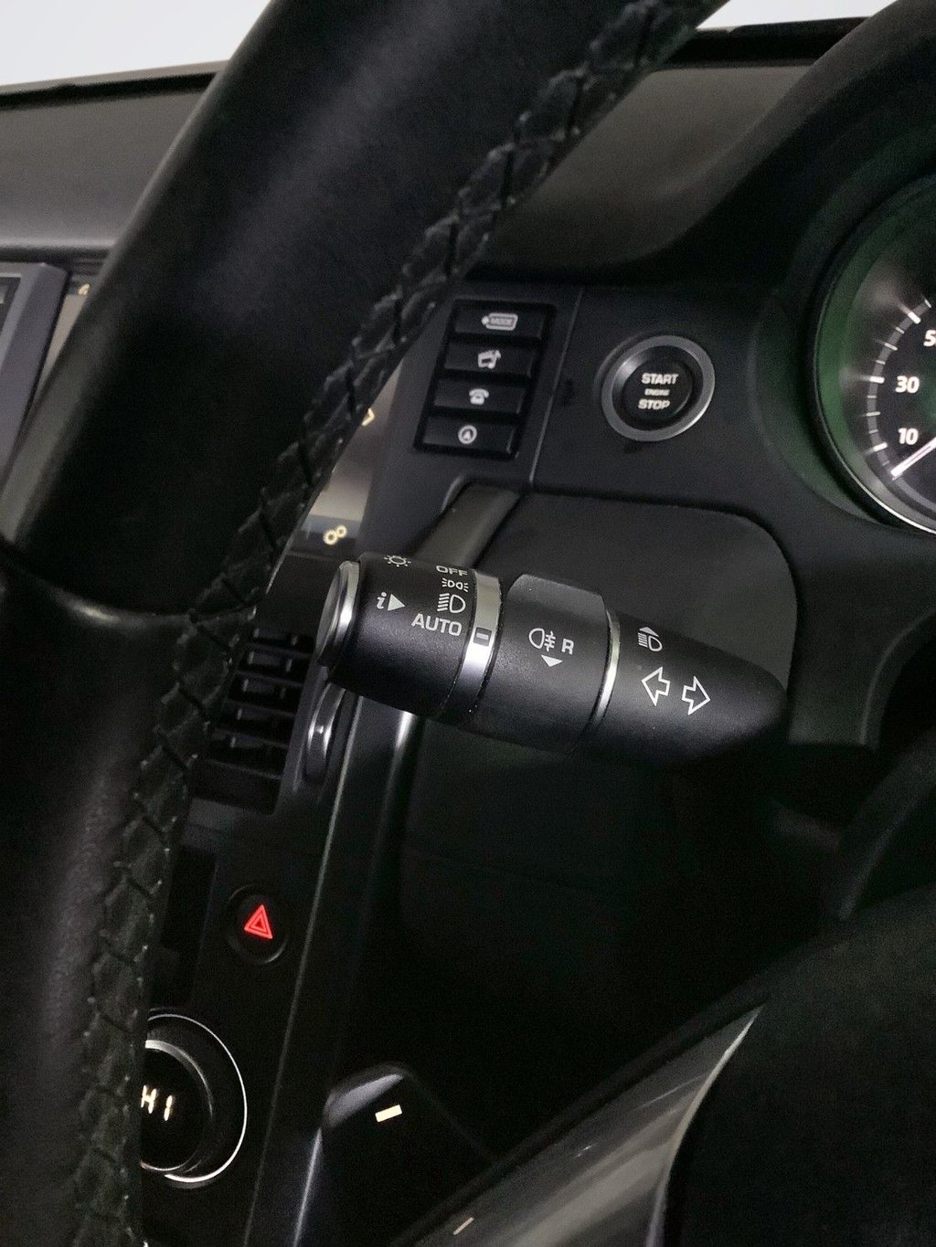 Used Land Rover Discovery Sport 2019 for sale - 76546525: Photo 23