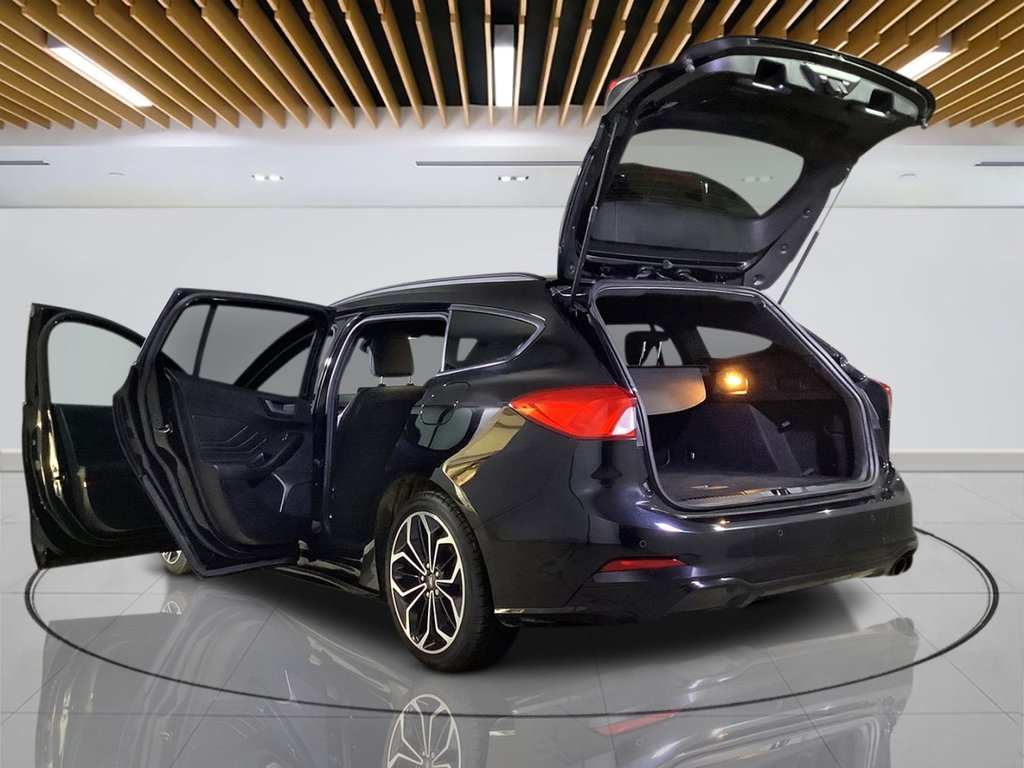 Used Ford Focus 2020 for sale - 76439305: Photo 10