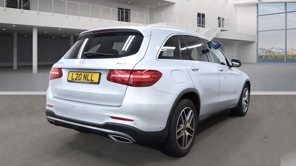 Used Mercedes-Benz GLC 2018 for sale - 76546519: Photo 4