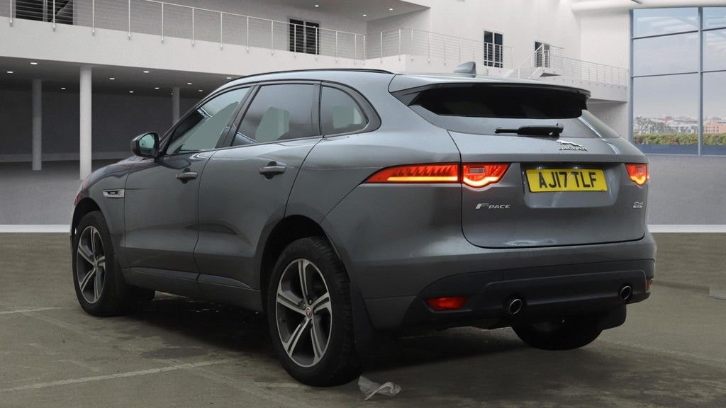 Used Jaguar F-Pace 2017 for sale - 77748215: Photo 9