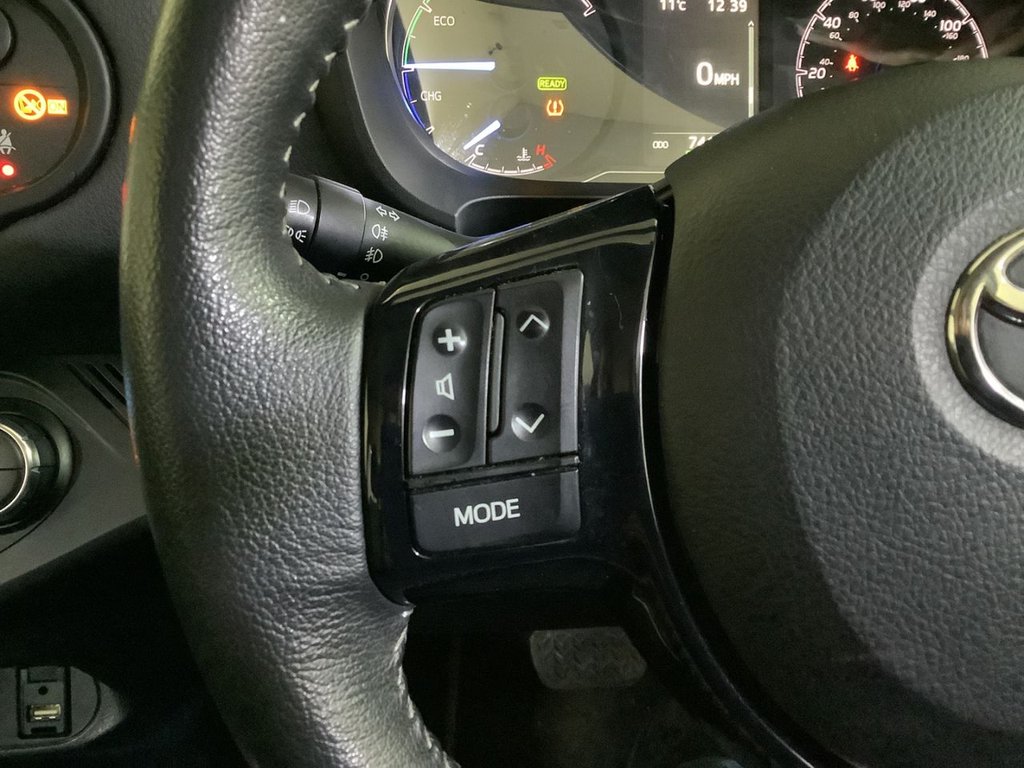 Used Toyota Yaris 2017 for sale - 76791990: Photo 12