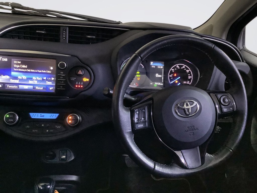 Used Toyota Yaris 2017 for sale - 76791990: Photo 9