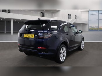 Used Land Rover Discovery Sport 2022 for sale - 76430391: Photo