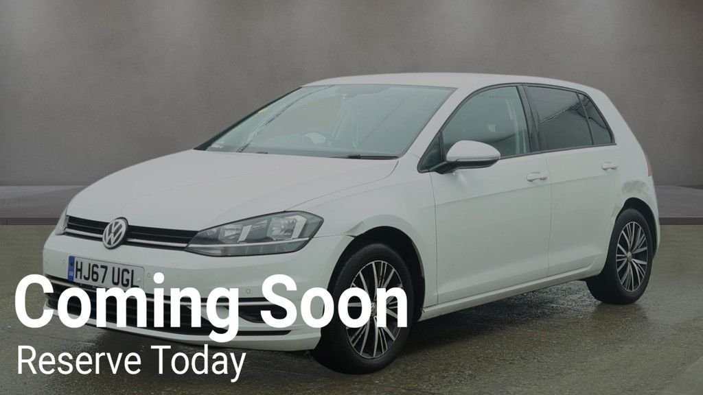 Used Volkswagen Golf 2017 for sale - 77836047: Photo 2