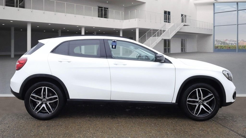 Used Mercedes-Benz GLA 2018 for sale - 77037969: Photo 5