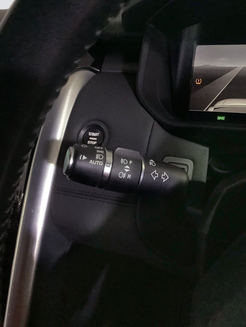 Used Land Rover Discovery 2019 for sale - 76635522: Photo 23