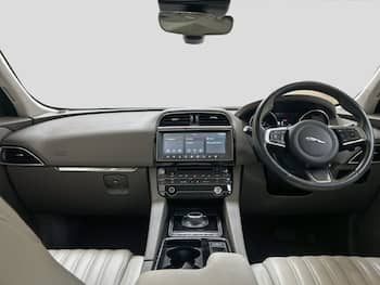 Used Jaguar F-Pace 2020 for sale - 79659384: Photo
