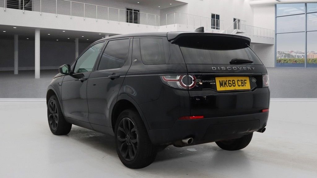 Used Land Rover Discovery Sport 2018 for sale - 77360180: Photo 3