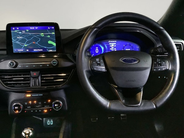 Used Ford Focus 2020 for sale - 76256139: Photo 15