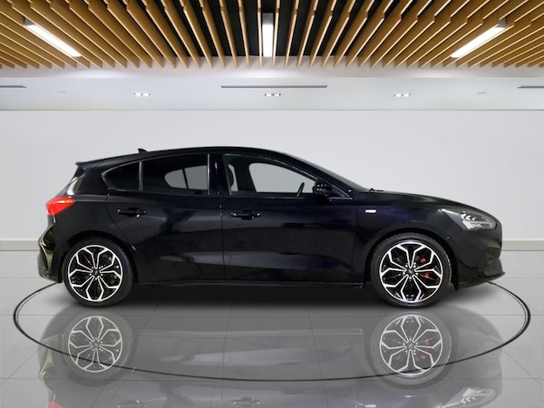 Used Ford Focus 2020 for sale - 76256139: Photo 9