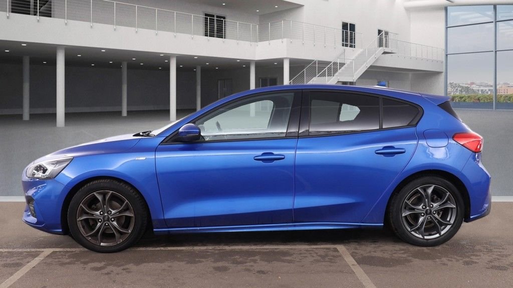 Used Ford Focus 2020 for sale - 77905120: Photo 12